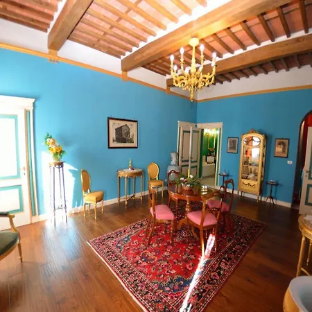Nyaraló Renovated Ancient With Pool *