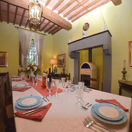 Nyaraló Renovated Ancient With Pool Uzzano