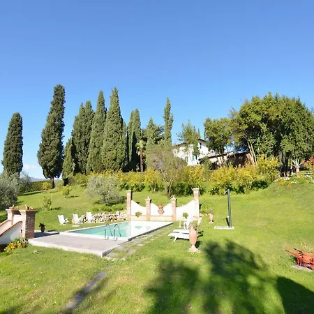 Holiday home Renovated Ancient With Pool Uzzano